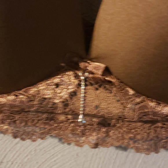 Carrie Amber Intimates - 2 Bras - Picture 3 of 5